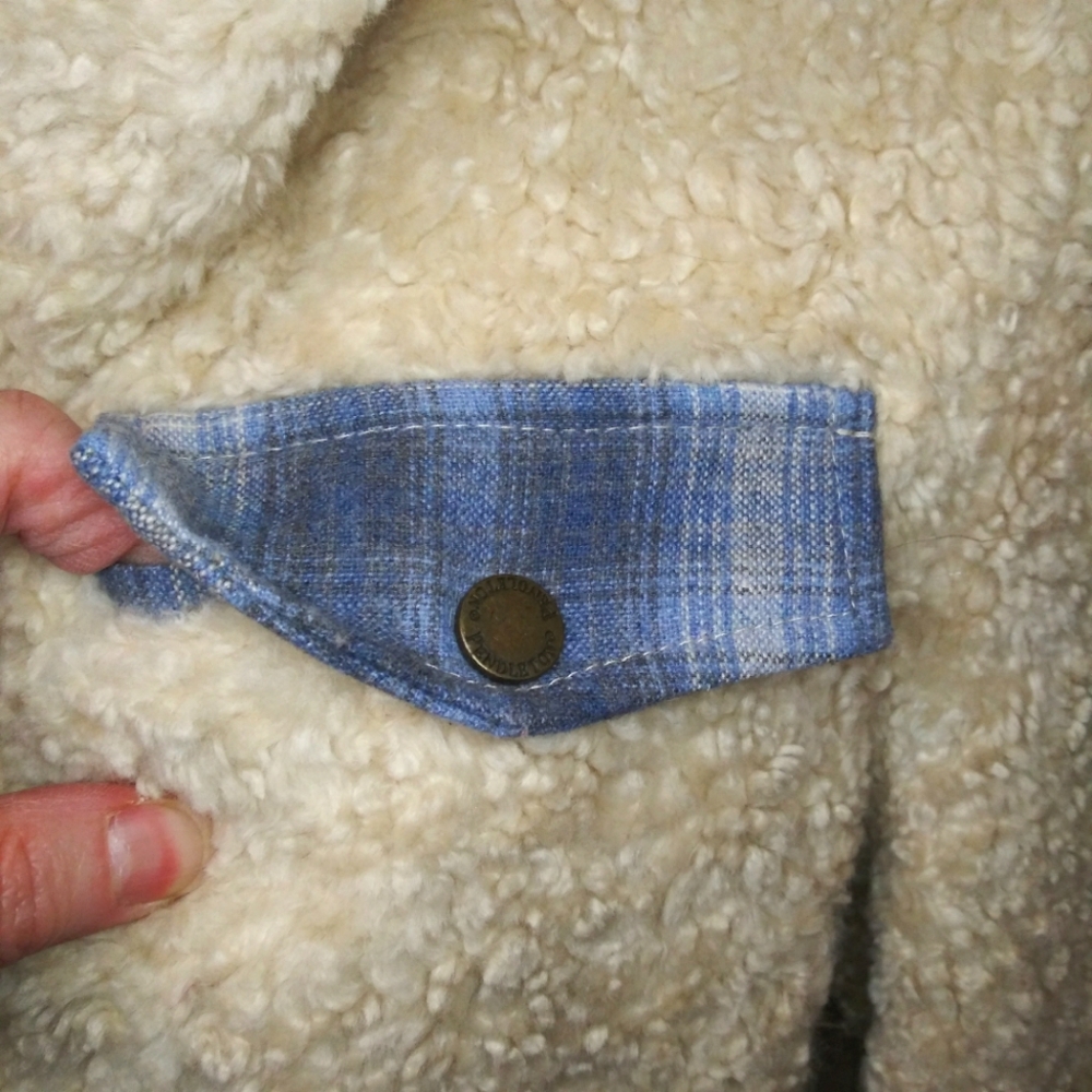 Pendleton Blue Plaid Trimmed Ivory Zip-Front Teddy Jacket - Picture 3 of 13